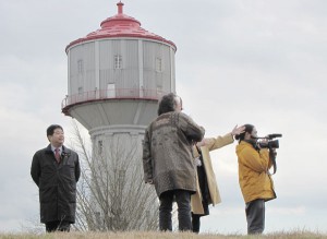 水道タンクから市街地を見渡す