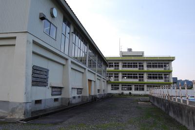 旧泉水小学校 1