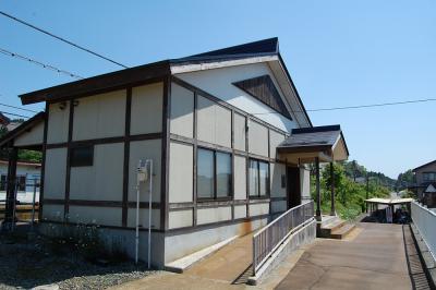 越後岩塚駅