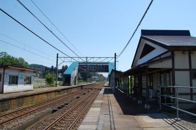 越後岩塚駅