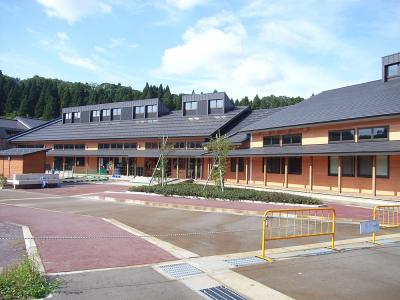 越路西小学校