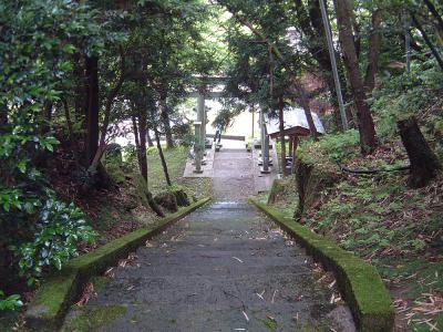 八幡神社 - 油田