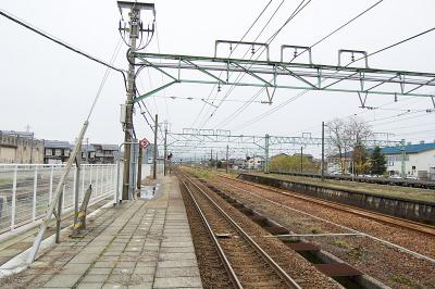 宮内駅 - 構内