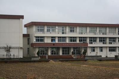 上小国小学校