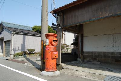 寺泊 - 丸ポストのある風景