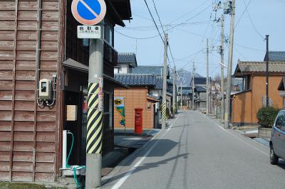 寺泊 - 丸ポストのある風景