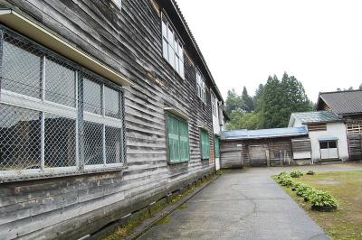 塩川小学校